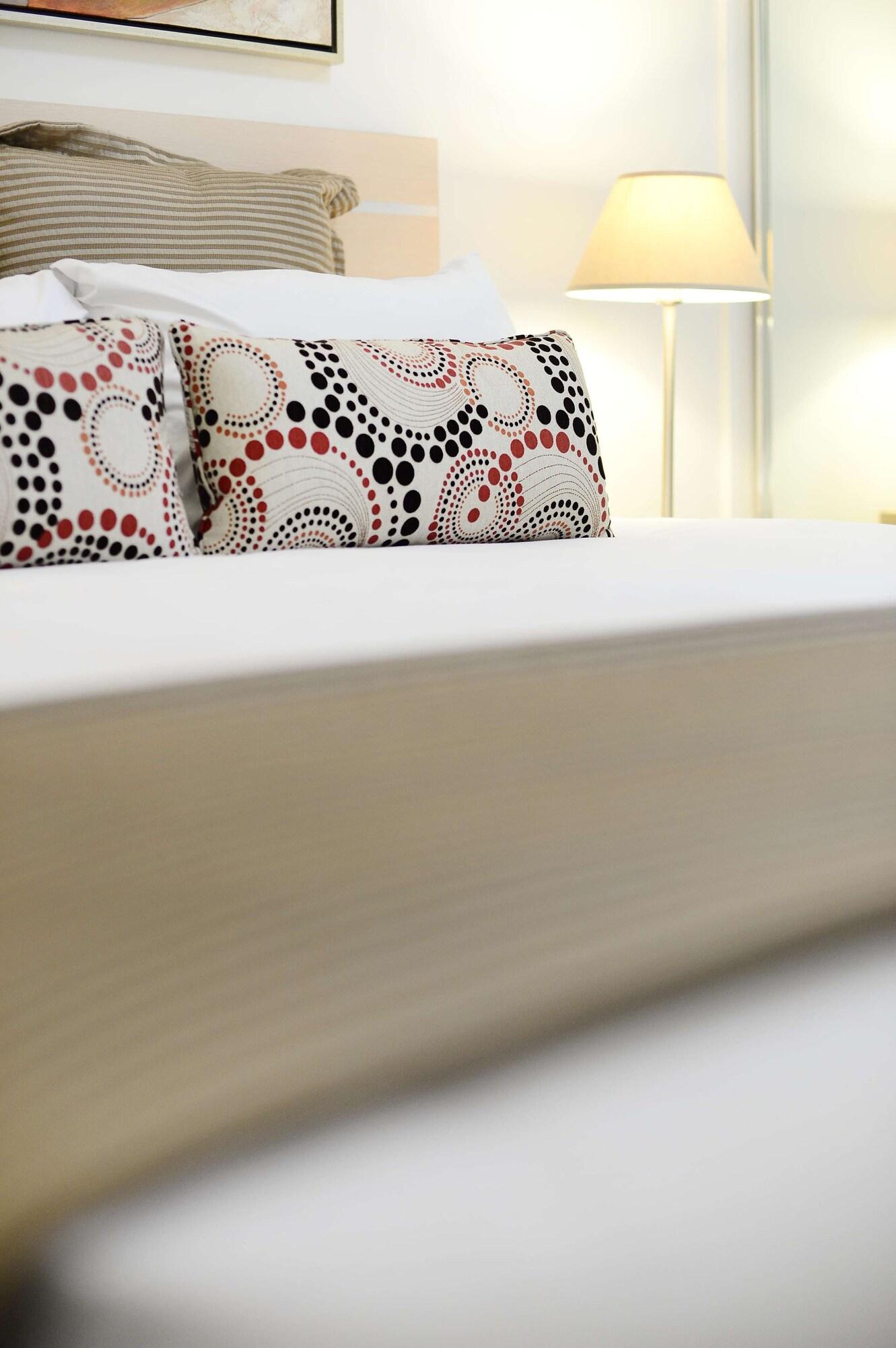 Oaks Moranbah Suites Екстер'єр фото