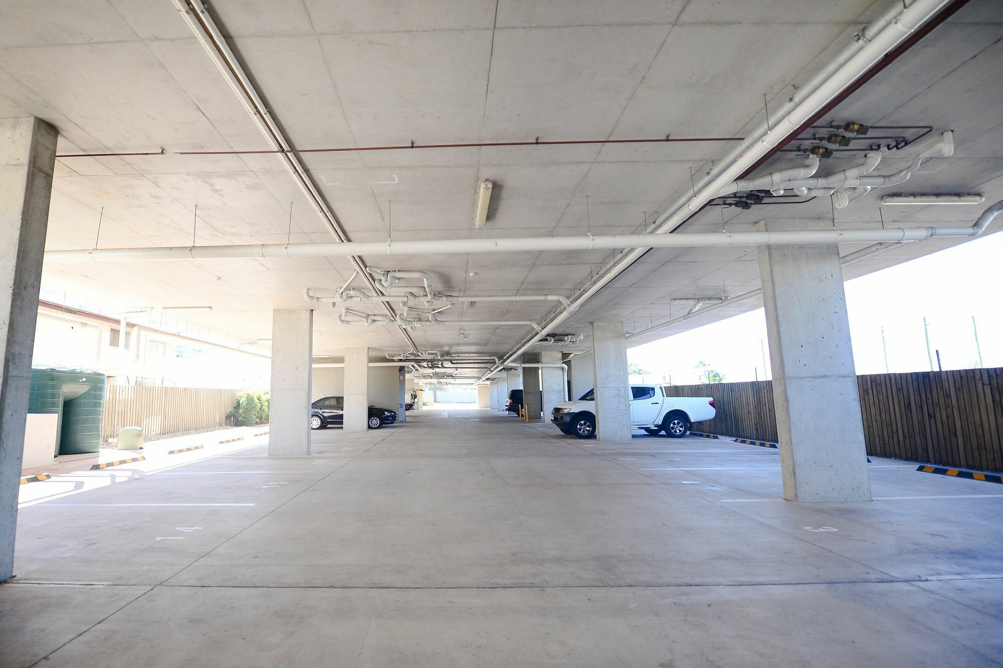 Oaks Moranbah Suites Екстер'єр фото